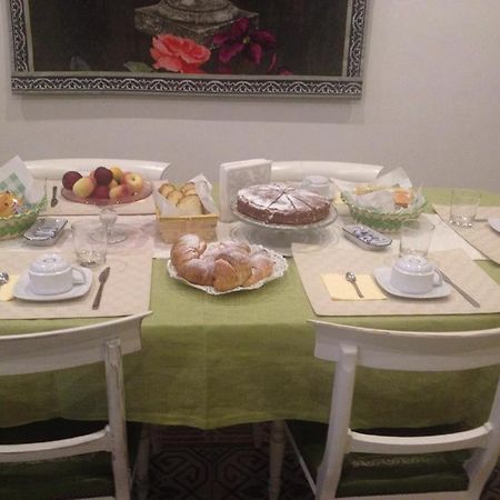 Bed and Breakfast Al Decoro Palermo Exterior foto